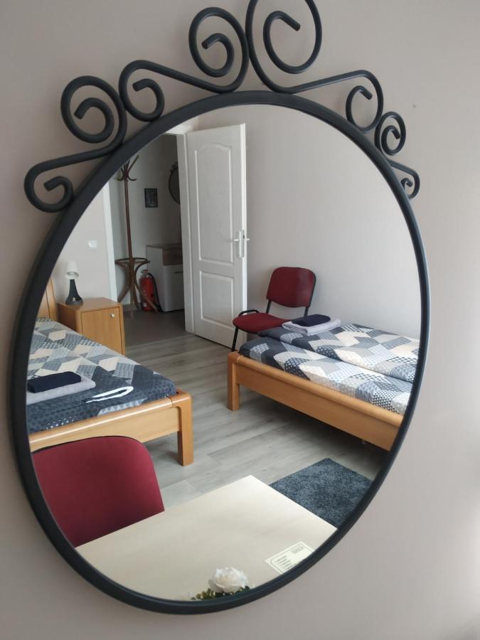 Ariana Apartman Kragujevac Luaran gambar