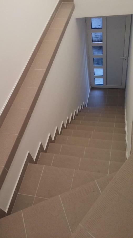 Ariana Apartman Kragujevac Luaran gambar